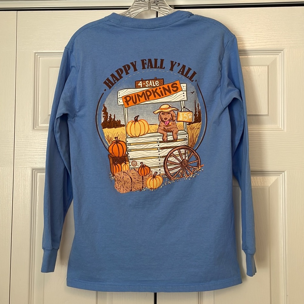 EUC. Girlie Girl Originals. Size small. Happy Fall Y’all. Graphic. 🎃